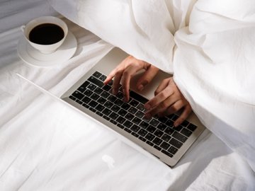 内地人怎么预约香港银行开户？五家主流银行开户条件、费用、到账时间实测对比