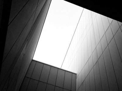 亚马逊德国招了1.2万临时工，应对旺季送货高峰