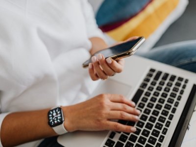 2025年注册香港公司怎么少走弯路？从注册资本到年审，新手避坑指南