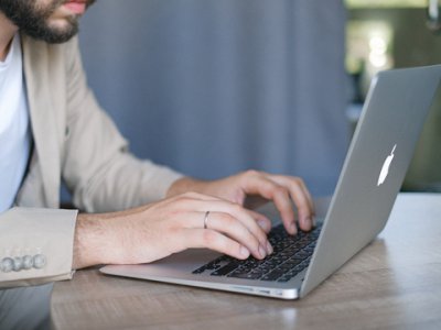 香港公司注册的商标能在内地用吗？一文讲清使用规则和注意事项